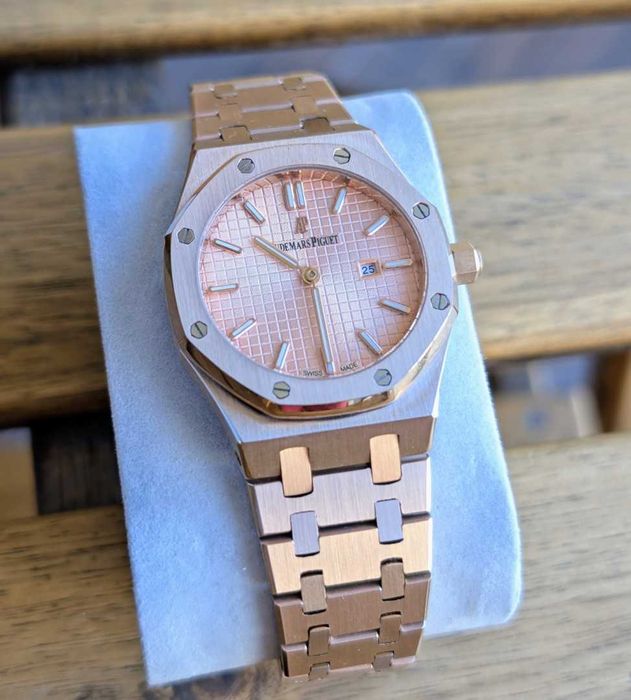 Kварцов дамски часовник Audemars Piguet Royal Oak 34