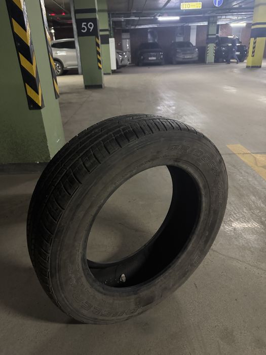 Шины 215/60/17 Bridgestone