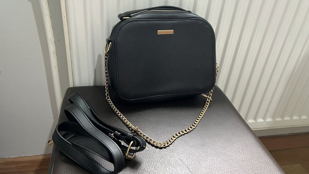 Чисто нова чанта