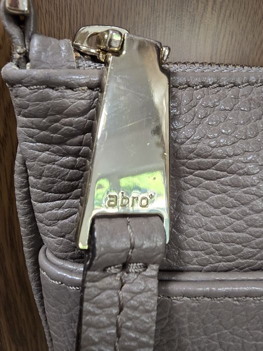 ABRO ONEFOLD leather Adria standartизчистена и много качествена чанта