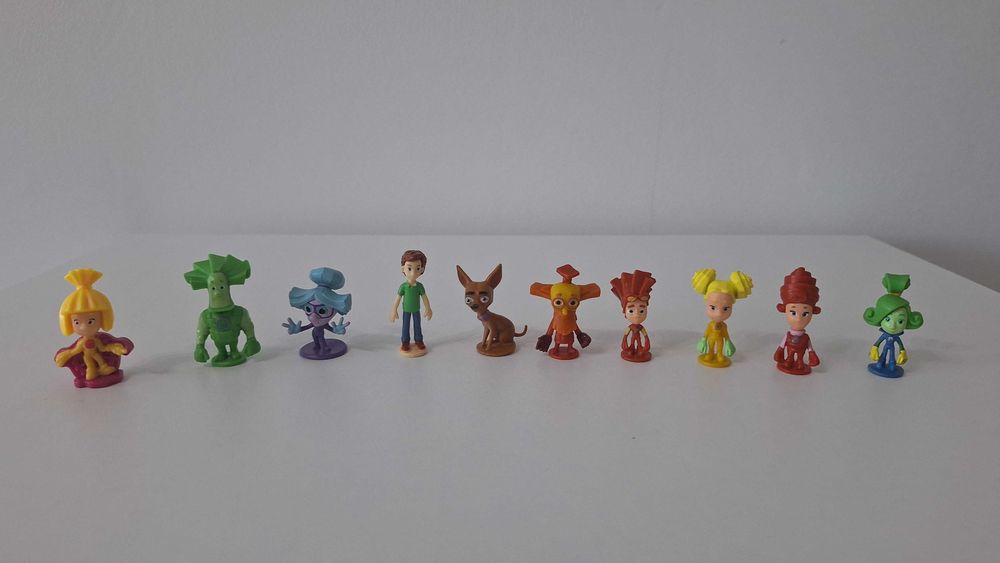Игрушки из киндера