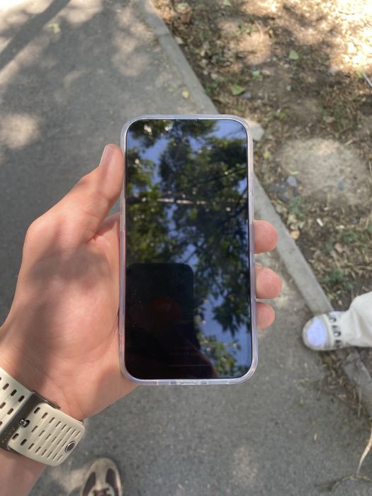 Iphone 14 в хорошем состоянии