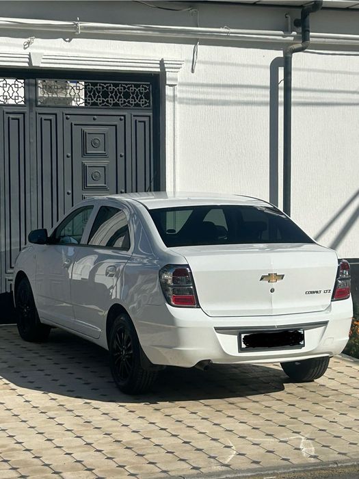 Chevrolet Cobalt AT, Midnight 2025