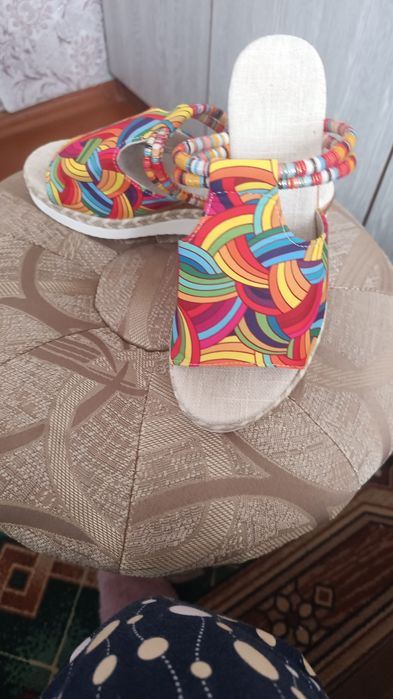 Продам шлепки  38 р