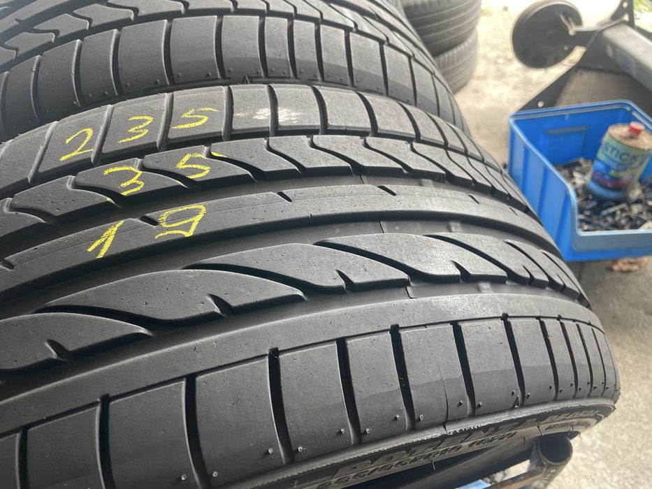 Anvelope 235/35/19 & 305/30/19 Bridgestone Vara