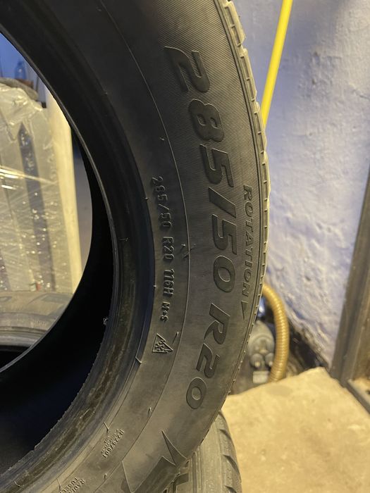 Продам шипованую резину 285/50/20
