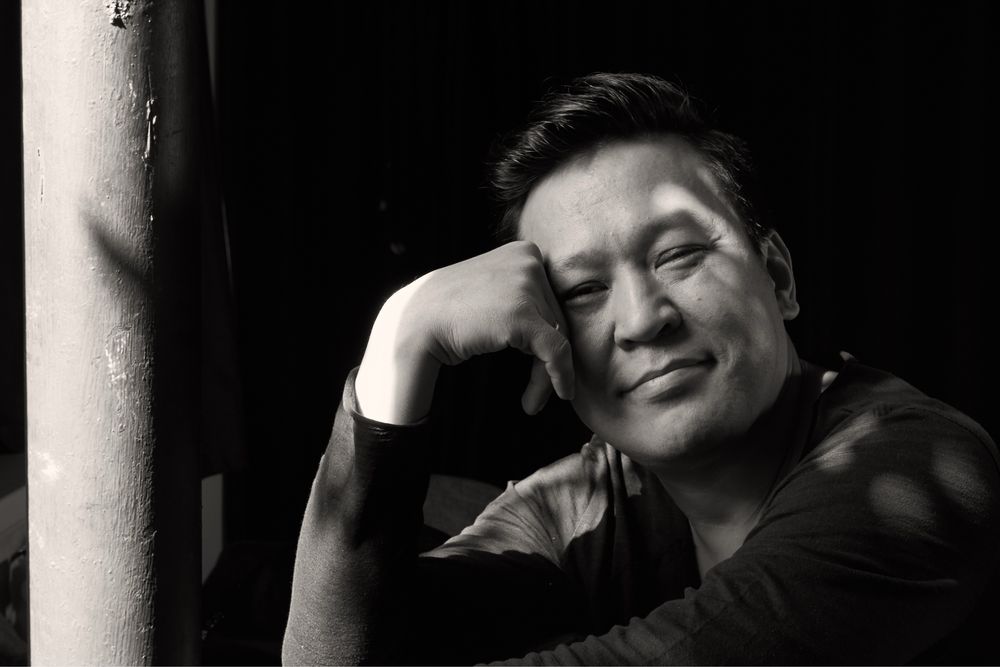 гитарист певец музыкант