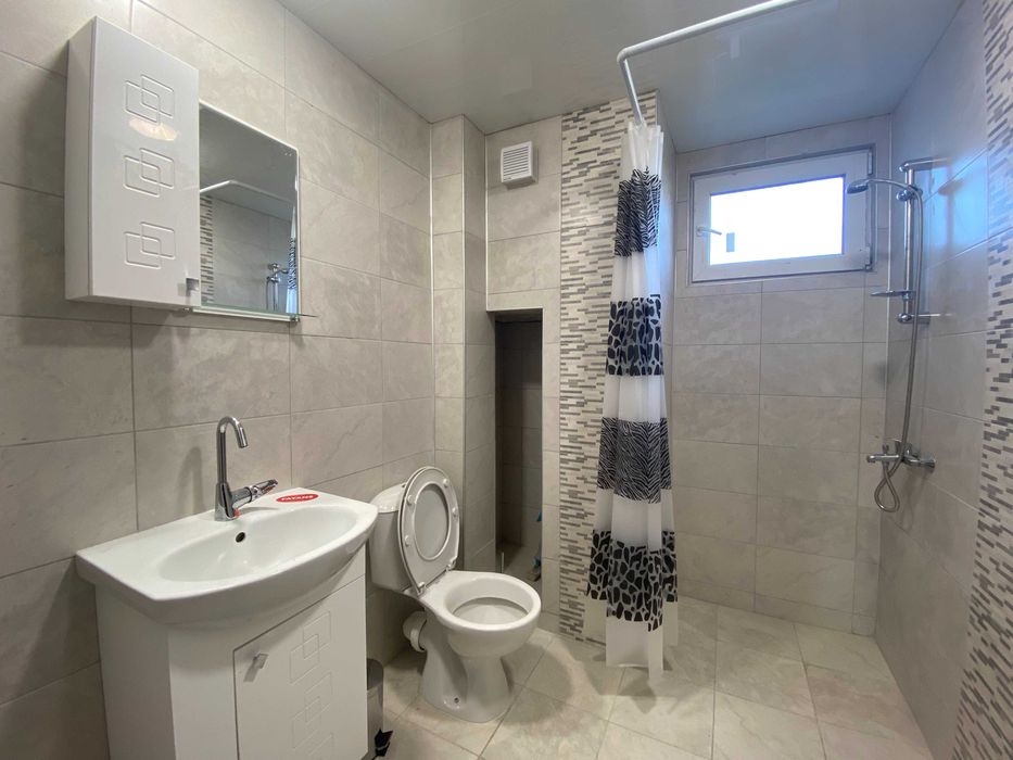 Продава се Тристаен апартамент в Силистра, Север - 65 кв.м за 1354 €/кв.м - Снимка #4