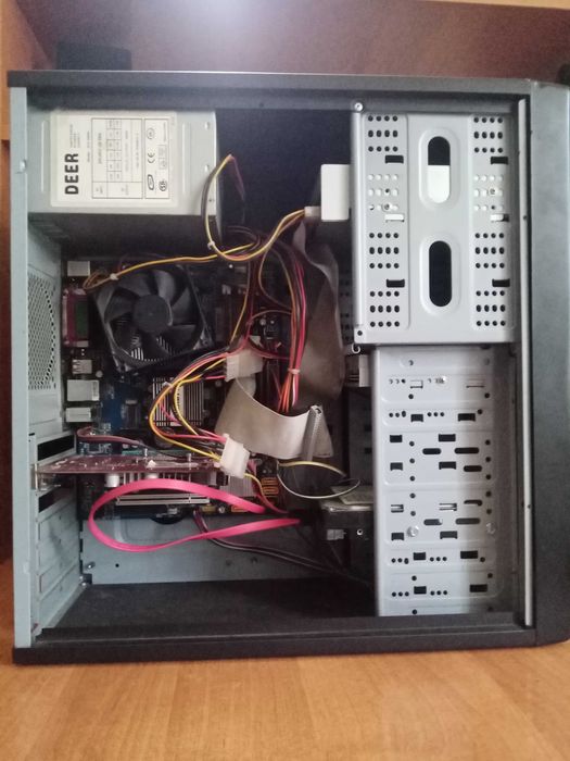 Системный блок на сокете 775