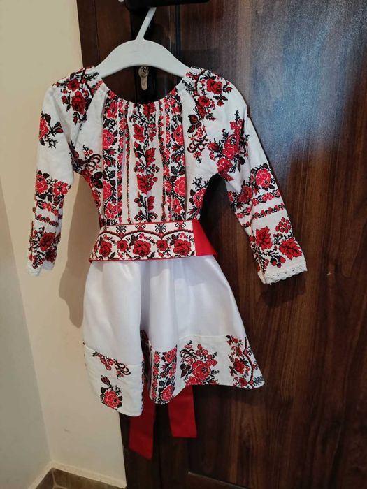 Рокля с шевици 4