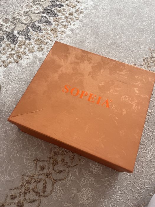 Женская обувь