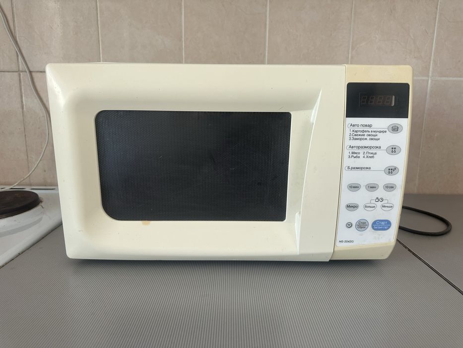 Продам микроволновку бу