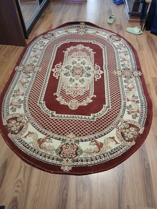 Продам ковер в хорошем состоянии