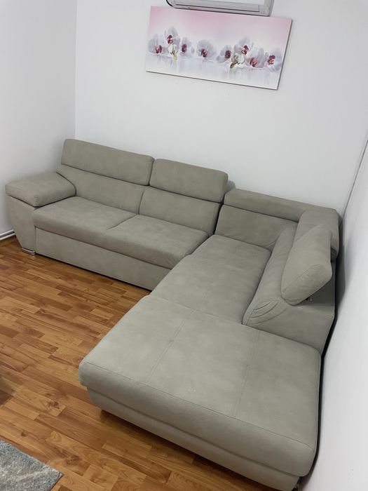 Colțar ca nou stare excelenta