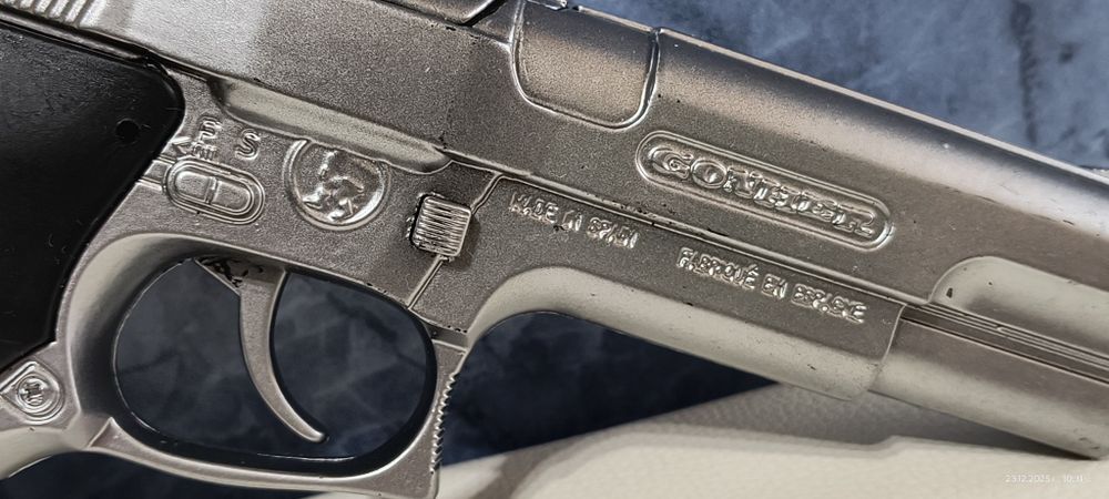 Масивен метален пистолет с капси COLT +96 бр. капси