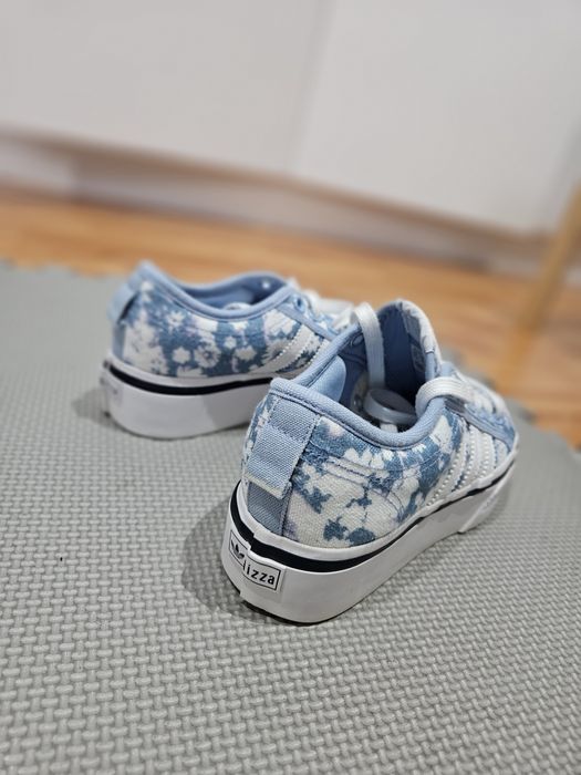 Оригинални маратонки Адидас