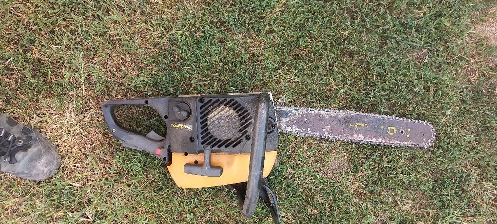 Vînd sau schimb cu anumite scule