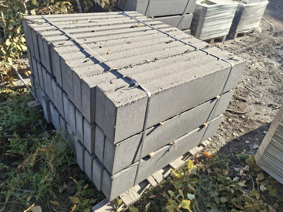 Продается брусчатка.                       2 0 0 0 * 3 8 0 0 * 4 0 0 0