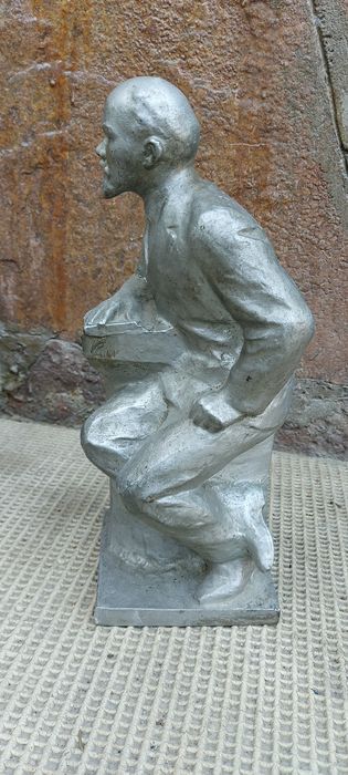 Статуэтка Ленин В.И