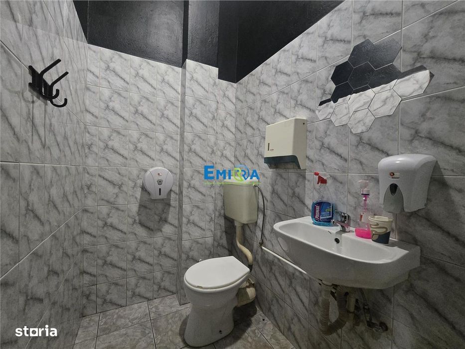 Spatiu de inchiriat ultracentral Bacau. Ideal pentru activitati indepe