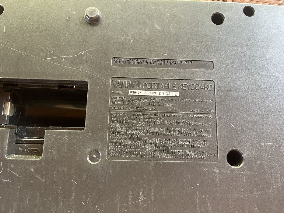 Преносим синтезатор Yamaha PSR 27