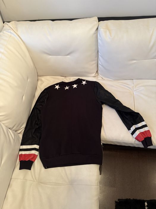 Compleu givenchy piele