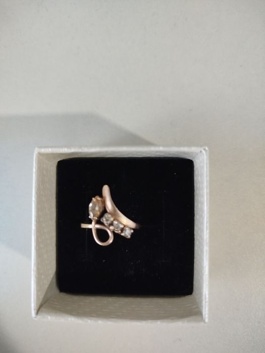 Tilla uzuk sotiladi srochna