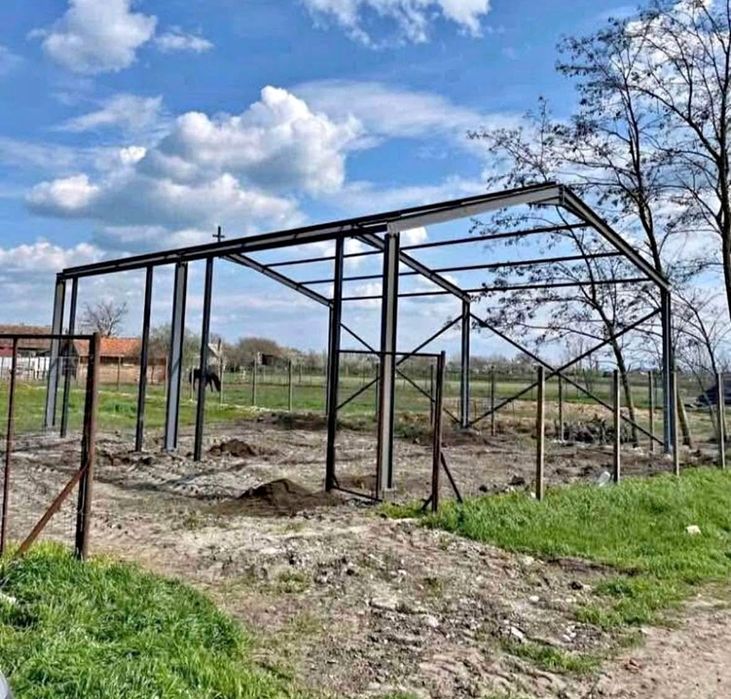 Vând hală metalică