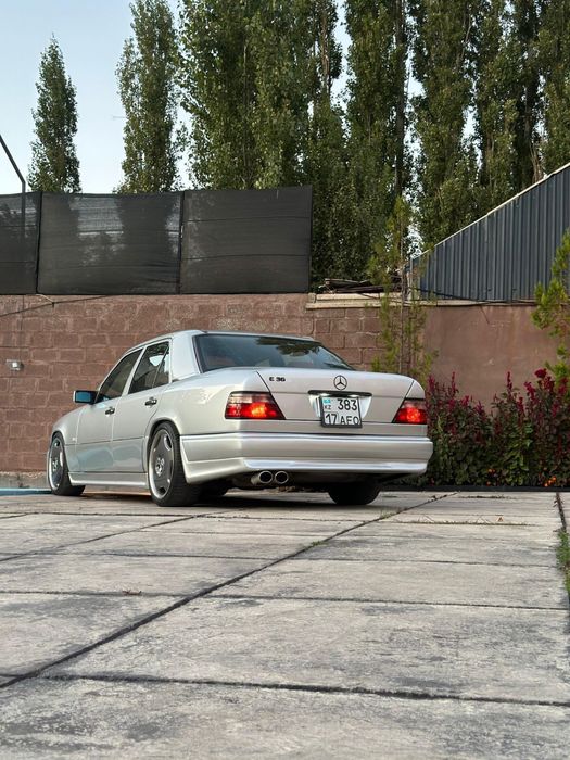 Бампер на мерседес w124 стиль amg gen2