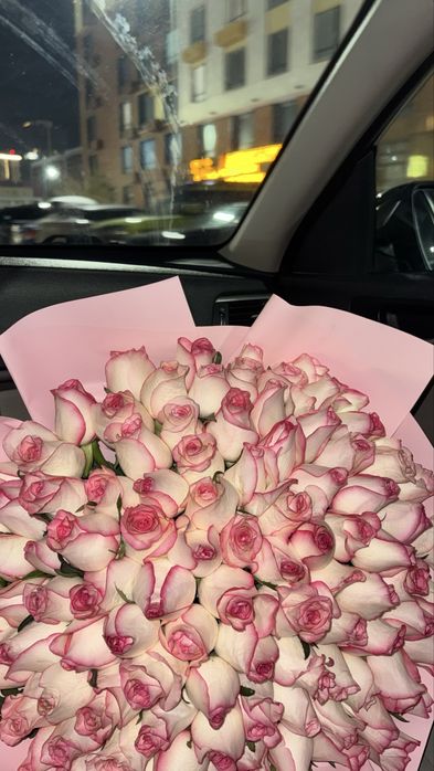 Продам большой букет 101