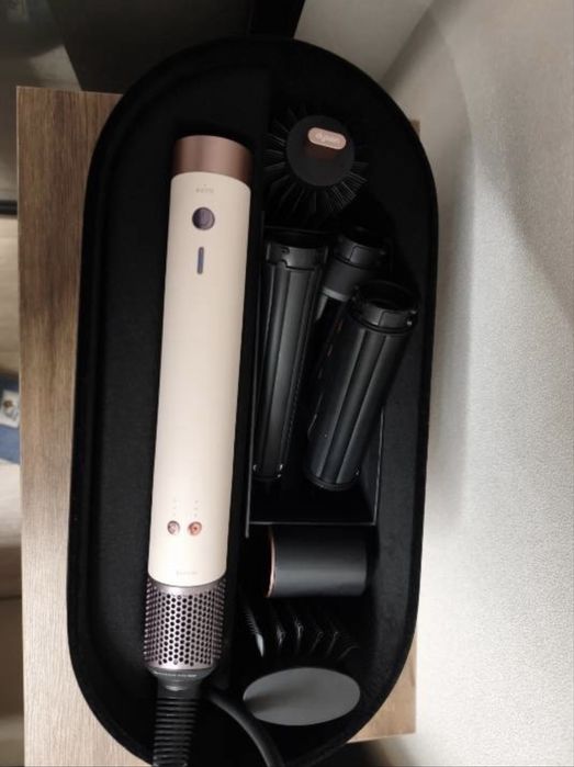 Продам Dyson coanda 2x оригинал