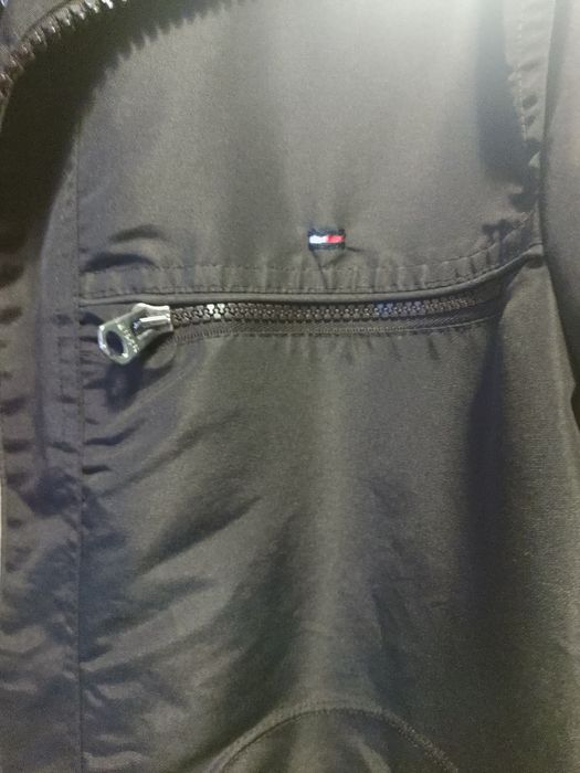 Geaca Tommy Hilfiger unisex ,geaca este originala, mărimea XL