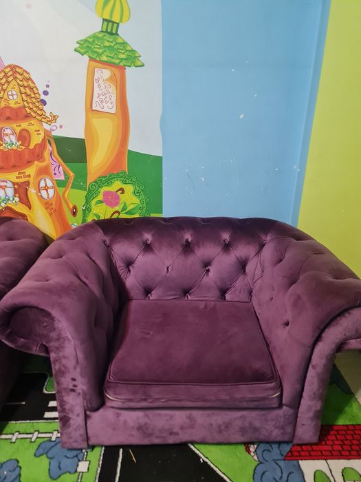 Мягкий мебель , диван и кресло