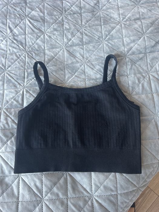 Дамско черно спортно бюстие HM