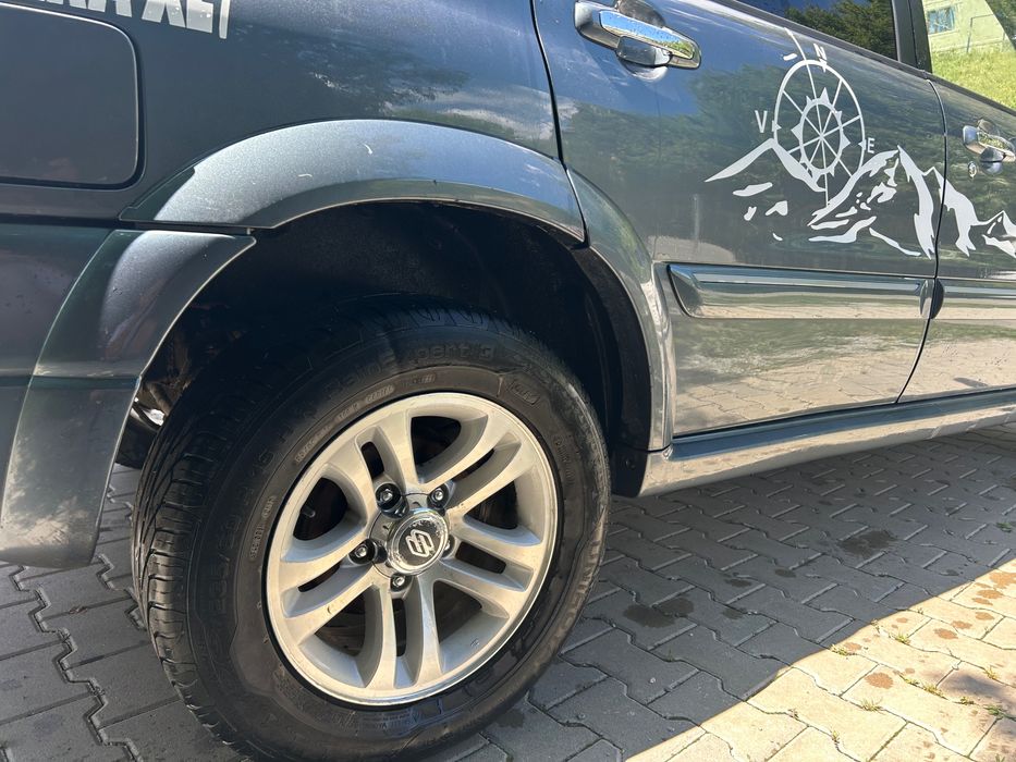 Suzuki Grand Vitara XL7