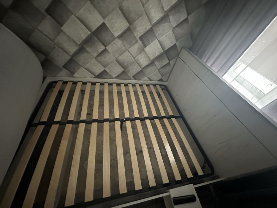 Продам кровать.