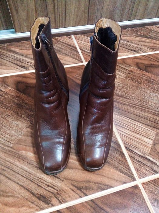 Сапоги и полусапожки натуральная кожа размер 39 за все 100 тыс