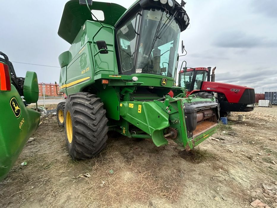 John Deere 9670 STS комбайн