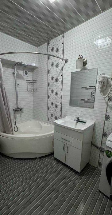 R7 Сдаётся Классная квартира 2/2/4 на Кадышева, ор-р Авиасозлар!