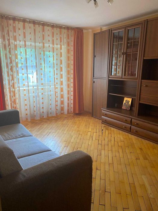 Vând apartament 3 camere Păcurari- Esplanada Mimoza