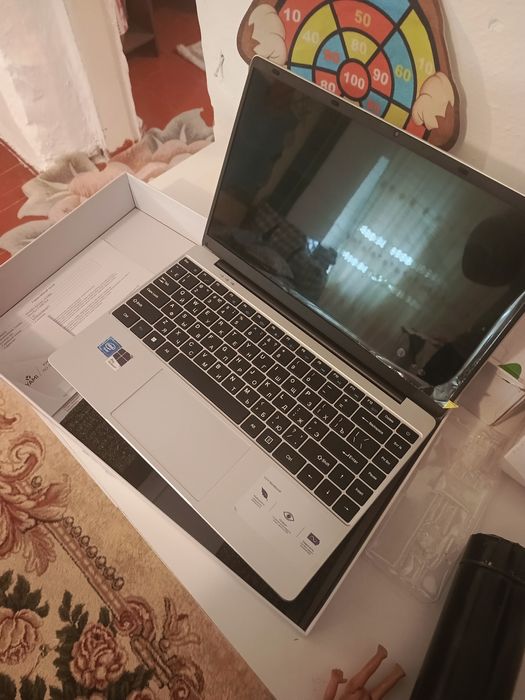 Продам ноутбук новый