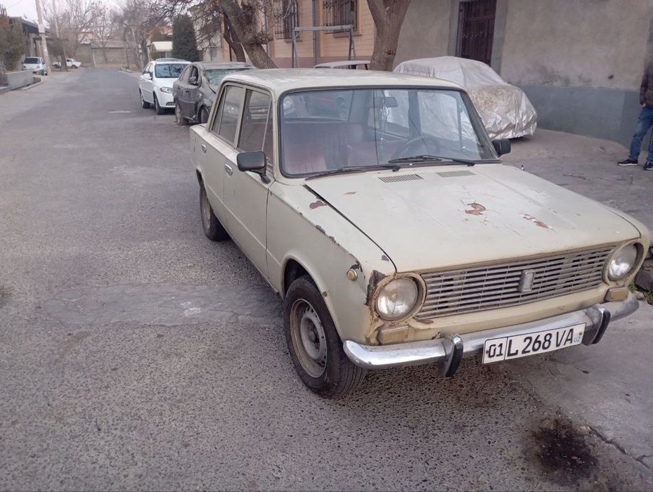 Vaz 2101 kapeyka sotiladi