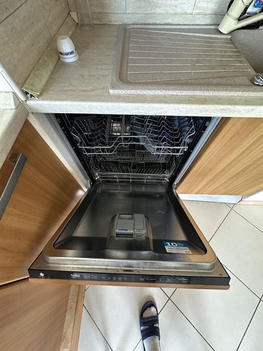 Дава се под наем Двустаен апартамент в Варна, Център - 106 кв.м за 900 € - Снимка #5