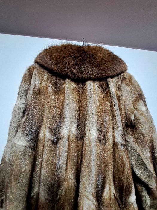Blana Naturala de Vizon/Nutrie cu guler de Vulpe maro