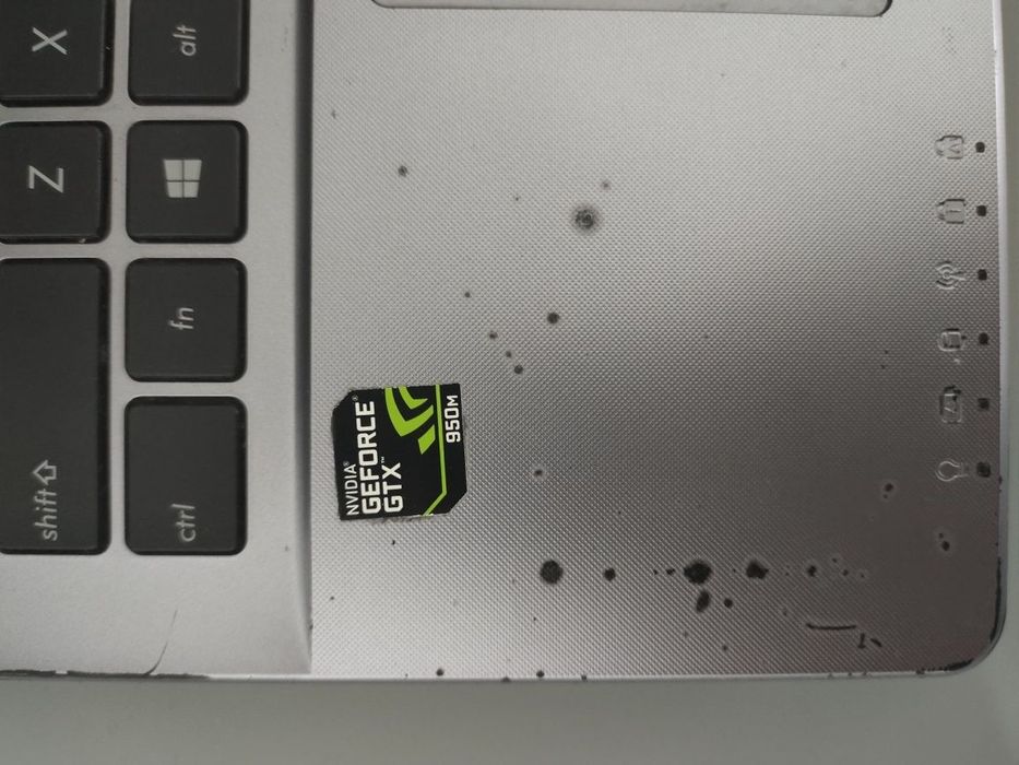 Продаю ноутбук Asus x550