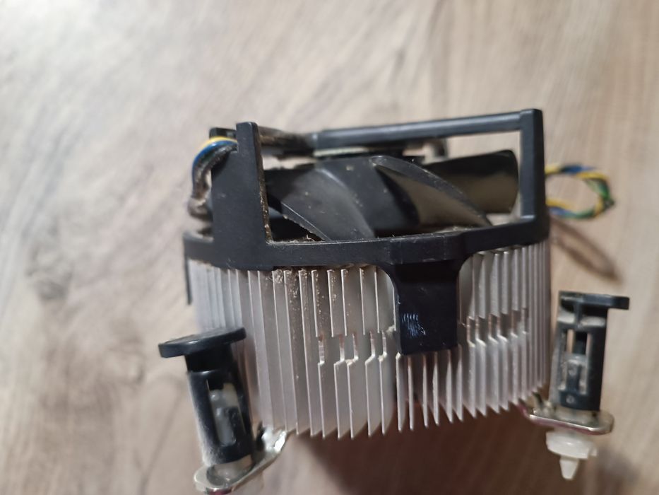 Cooler Intel pentru procesor PC