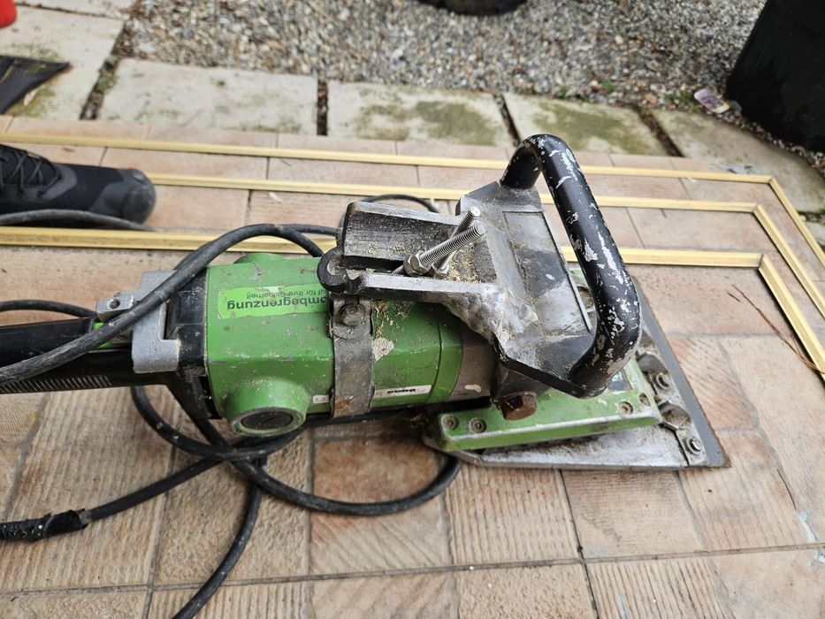 Masina decopertat pardoseli .