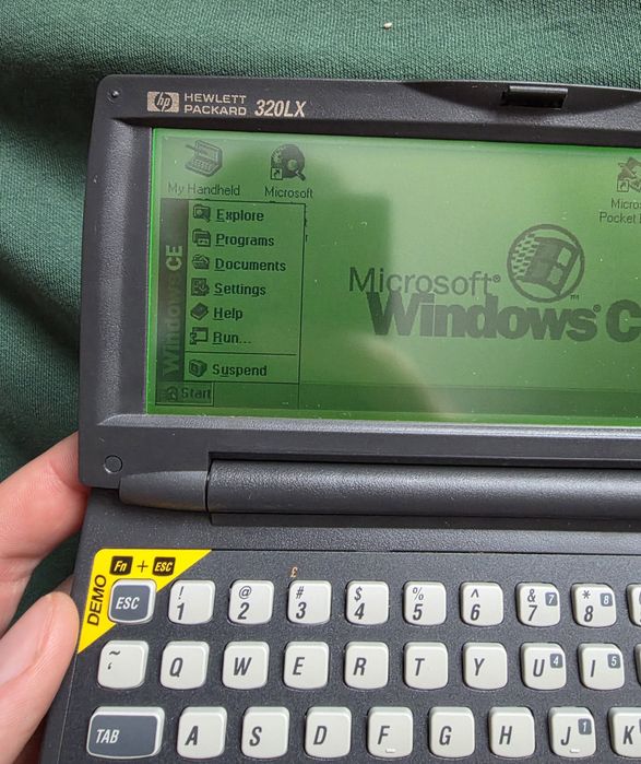 HP 320LX Palmtop PC Hewlett Packard Mini Laptop De Buzunar