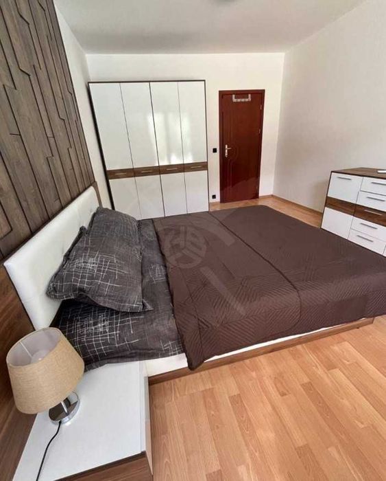 Продава се Тристаен апартамент в Свети Влас - 110 кв.м за 1500 €/кв.м - Снимка #1