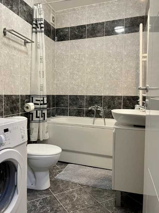 Дава се под наем Едностаен апартамент в Пловдив, Кючук Париж - 37 кв.м за 158.1 € - Снимка #3